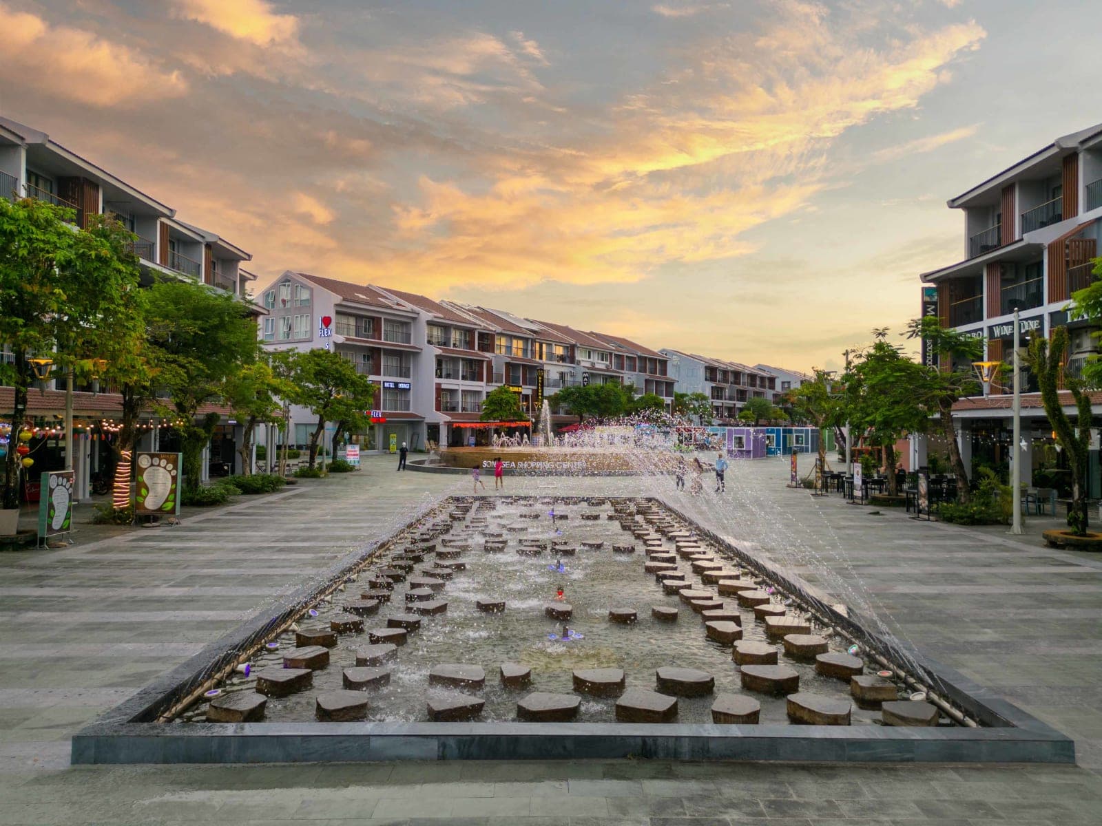 Sonasea Shopping Street near the night market in Bai Truong